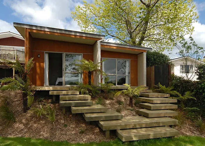 B&B@The Redwoods